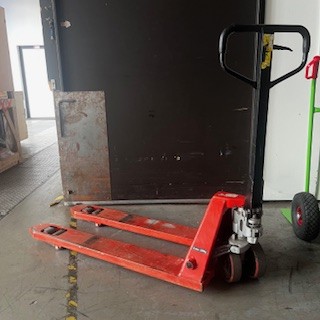 Paletový vozík • STANDARDNÍ - POUŽITÝ