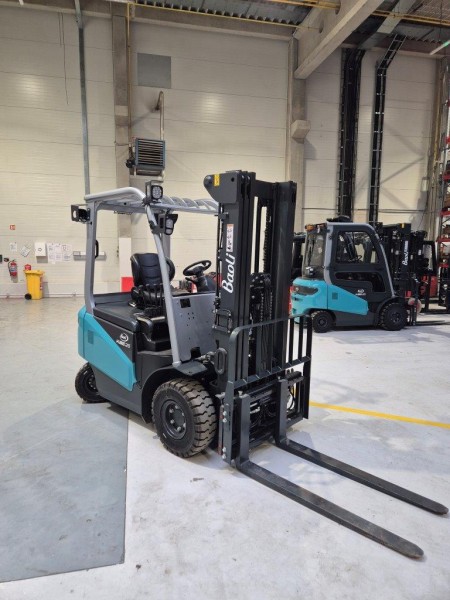 AKCE! Elektrický vysokozdvižný vozík KBE25-G1