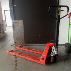 Paletový vozík • STANDARDNÍ - POUŽITÝ