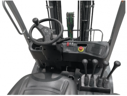 - VYBERTE a POPTEJTE - tříkolový Li-Ion vozík řady KBET