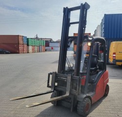 Repasovaný PLYNOVÝ (LPG) vysokozdvižný vozík Linde H20T